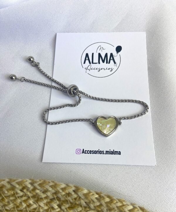 Pulsera regulable + Corazón con nacar